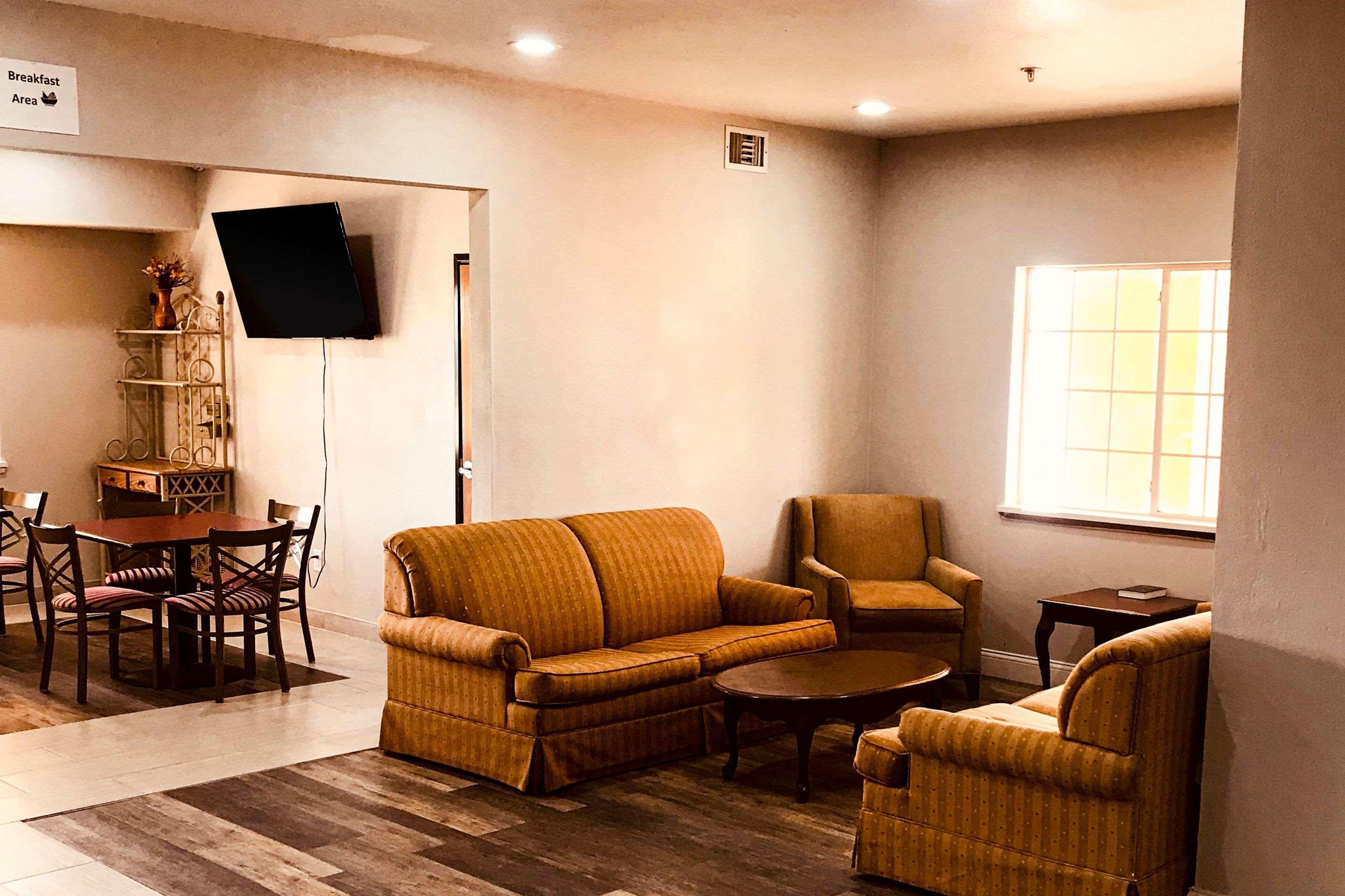 Rodeway Inn Stephenville Bagian luar foto