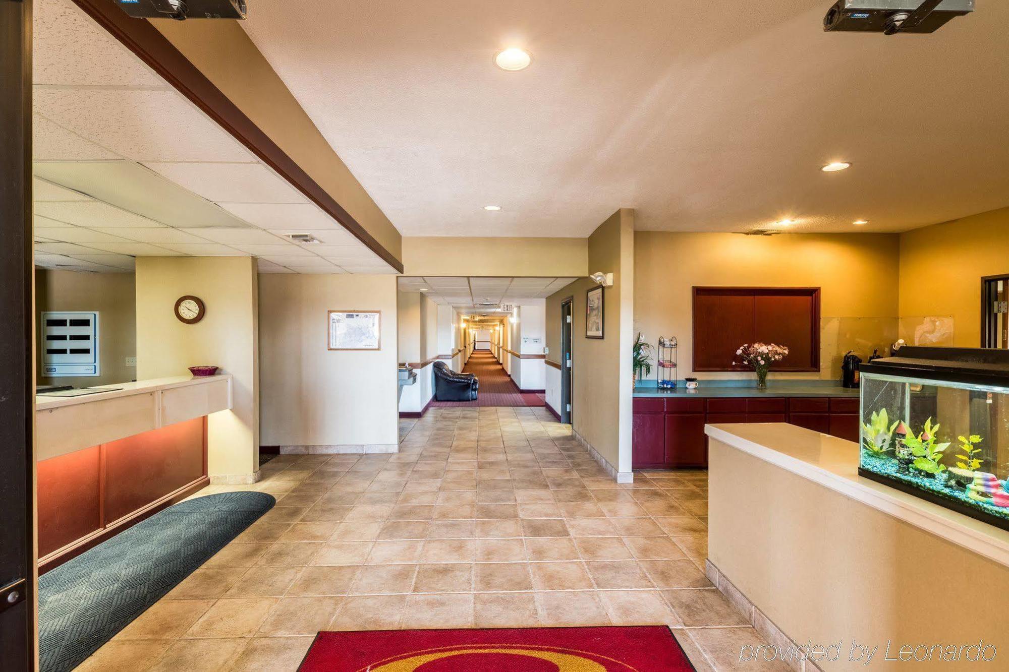 Rodeway Inn Stephenville Bagian luar foto